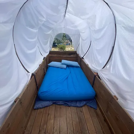 O.k. Corral Luxe tent